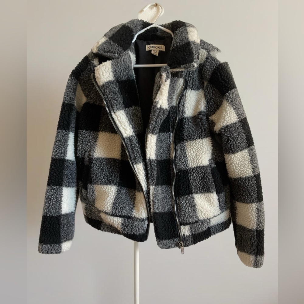 Cherokee checkered Zip coat